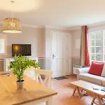 Village Pierre & Normandy Garden 3* Branville