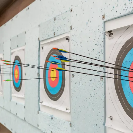 Apartmanhotel Village Pierre & Normandy Garden Branville