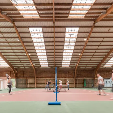 Апарт-отель Village Pierre & Normandy Garden Бранвиль