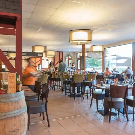 Village Pierre & Normandy Garden Бранвиль