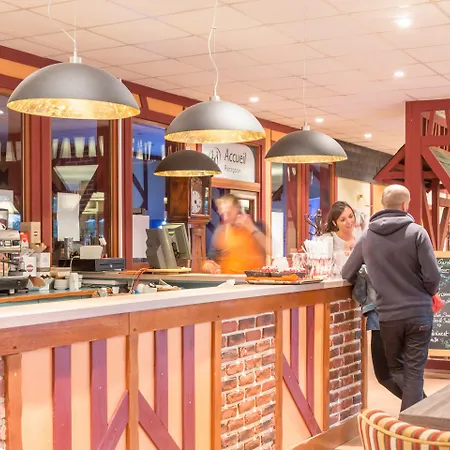 Apartmanhotel Village Pierre & Normandy Garden Branville