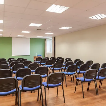 Apartmanhotel Village Pierre & Normandy Garden 3*