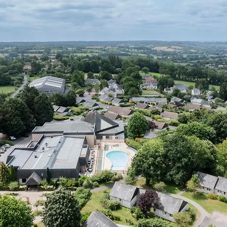 Village Pierre & Normandy Garden Aparthotel Branville