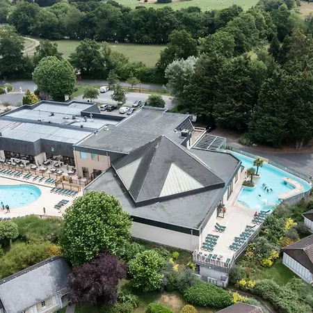 Village Pierre & Normandy Garden Aparthotel Branville