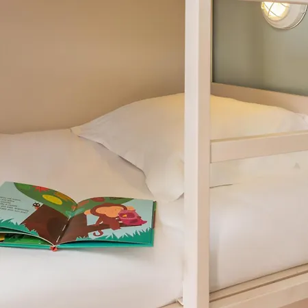 Village Pierre & Normandy Garden 3* Бранвиль