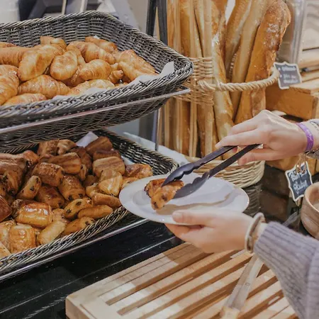 Village Pierre & Normandy Garden Appart hôtel