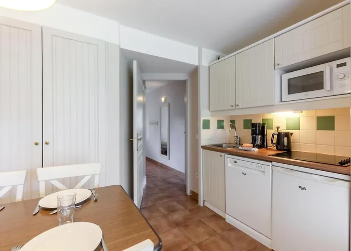 Village Pierre & Normandy Garden 3* Branville