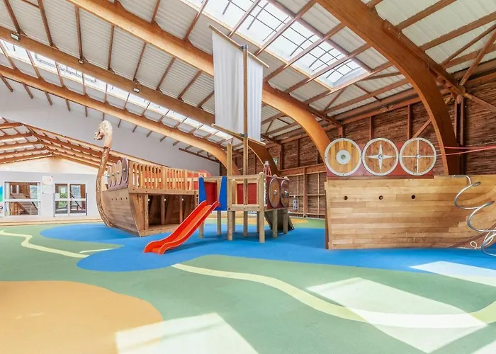 Village Pierre & Normandy Garden Appart hôtel