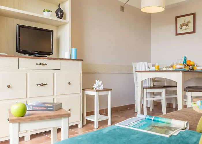 Apart Otel Village Pierre & Normandy Garden 3*