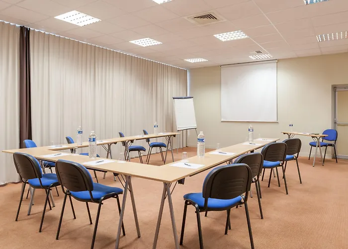 Village Pierre & Normandy Garden Appart hôtel Branville