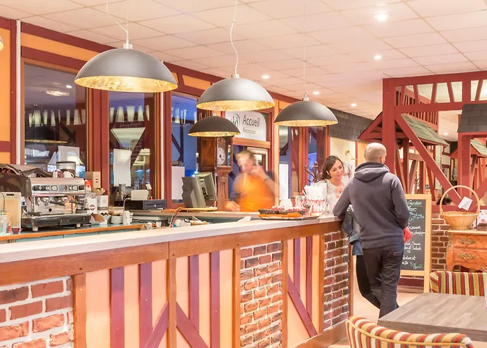 Apart Otel Village Pierre & Normandy Garden Branville