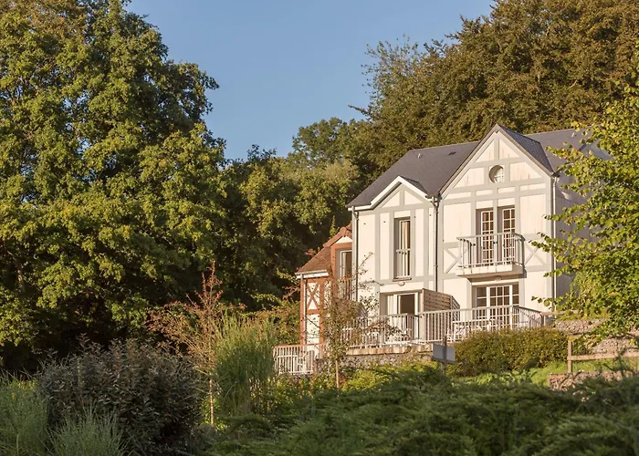 Village Pierre & Normandy Garden