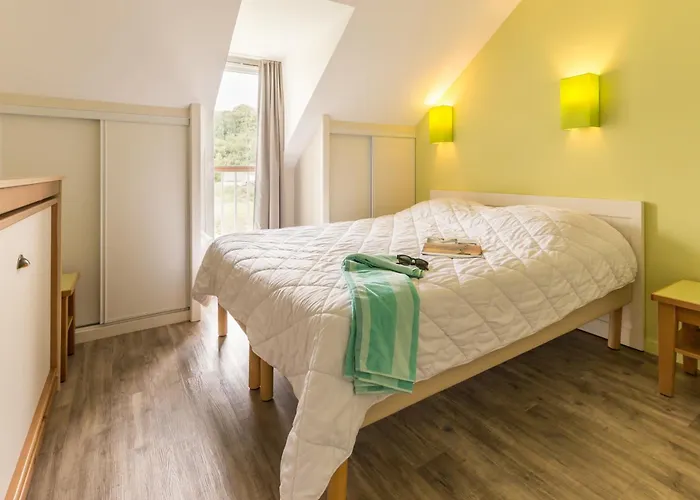 Apart Otel Village Pierre & Normandy Garden Branville