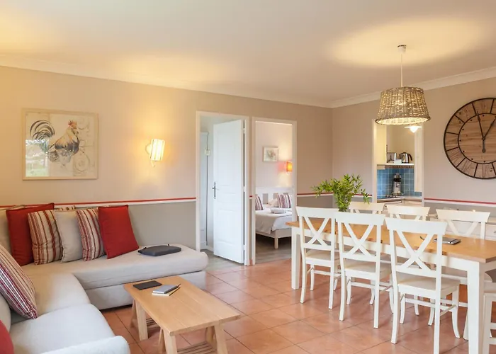 Village Pierre & Normandy Garden Appart hôtel 3*