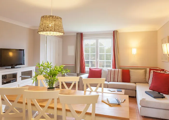 Appart hôtel Village Pierre & Normandy Garden Branville