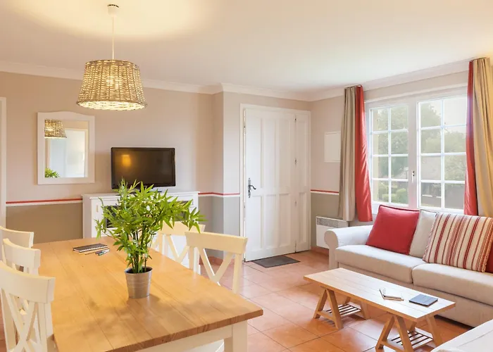 Village Pierre & Normandy Garden 3* Branville