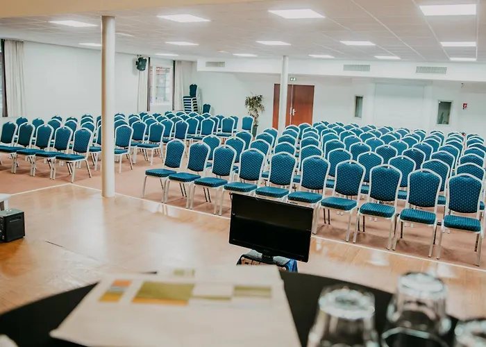 Appart hôtel Village Pierre & Normandy Garden 3*